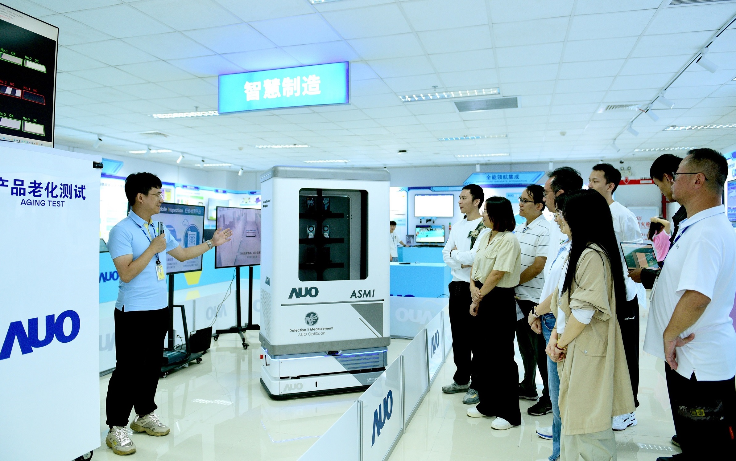 huatihuitiyu华体会(中国)厦门将5G+ABC技术串联生产管理全流程，打通研发、采购、生管、制程、设备、质量等产品全生命周期制造流程，完成数字化设计、智慧供应链、智能座舱、全流程设备管理、数据驱动优化、智慧在线检测、智慧品管等自适应生产模式升级