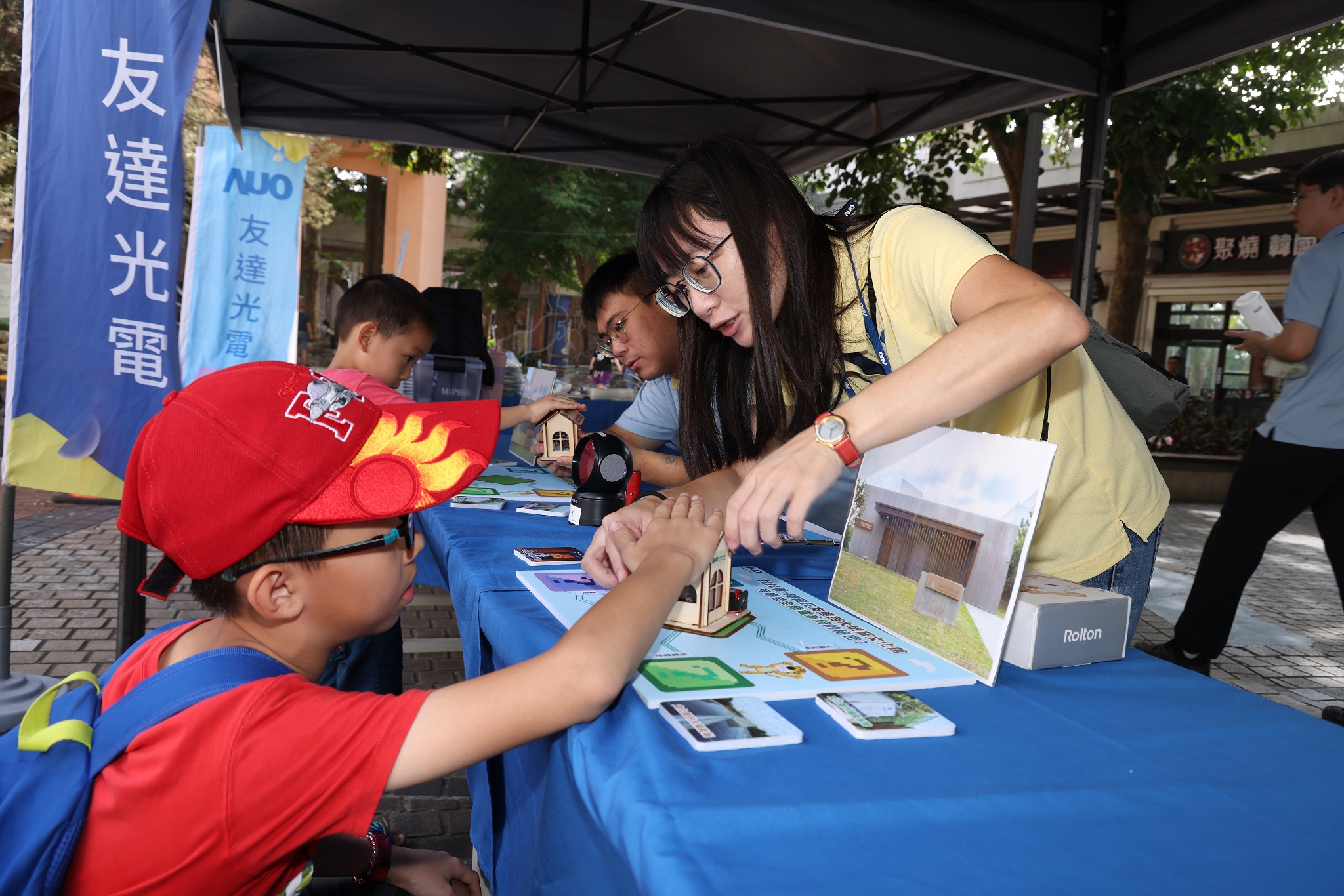 huatihuitiyu華體會(中國)投入永續素養教育多年，從自身的環境教育場域走入校園、各式活動現場，合作夥伴亦擴及到NGO、公部門與供應鏈，豐碩成果獲「社會共融領袖獎」